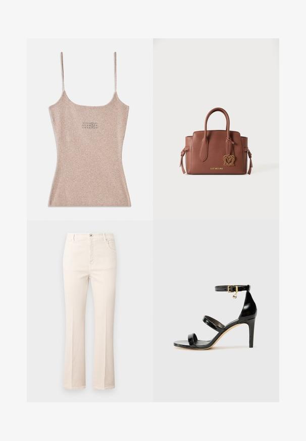 Ribbet, beige top med tynde justerbare stropper. Har en firkantet udskæring og en lille trykt detalje nær midten.; Beige flare jeans lavet af bomuld, med høj talje, fem lommer, knaplukning og diskrete syninger.; Sorte patenterede lædersandaler med tre stropper, ankelspænde og 10 cm stiletthæl. Har detaljer i guld og et logo charms.; Brun læderhåndtaske med to håndtag, sidelommer, guld Love Moschino-logo og en guld hjerteformet vedhæng med "M" indeni.