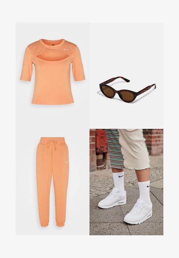 Nike Sportswear CUTOUT - T-shirts print - amber brown/sail; Nike Sportswear W PHNX FLC HR OS - Træningsbukser - amber brown/sail; Hvide Nike Air Max 90 sneakers med mesh og læderoverdel, der har en synlig luftenhed, parret med hvide ribbede sokker med sort logo.; Brune skildpadde solbriller med en vintage katteøje-form og brune linser. Har buede arme med røde detaljer.