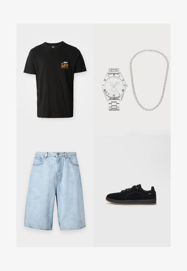 Schwarzes Baumwoll-T-Shirt mit kurzen Ärmeln, Rundhalsausschnitt, das ein kleines orange-weißes Grafiklogo im linken Brustbereich zeigt.; Hellblaues Denim-Shorts mit lockerer Passform, ausgestattet mit zwei Fronttaschen, einem Reißverschluss und sichtbaren Nähten.; Schwarze Wildledersneaker mit glatter Gummisohle, ausgestattet mit einem flachen Design, runden Schnürsenkeln und dezenten Nähakzenten.; Pier One SET - Halskette - silver-coloured