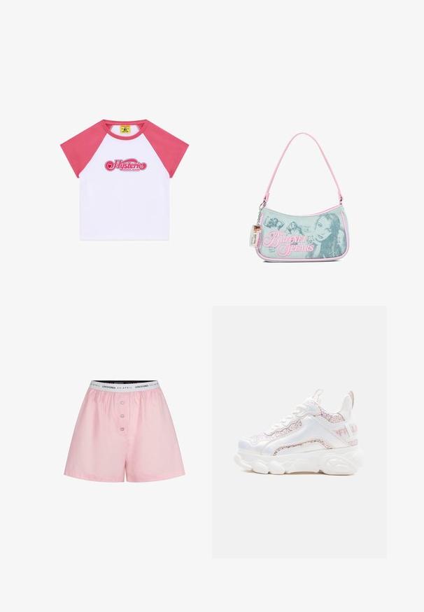 Hvid T-shirt med lyserøde raglanærmer og krave, med et lyserødt "Hysteric Guess Jeans" logo centralt på brystet.; Lyserøde bomuldsshorts med elastisk talje og logo-print. Har tre dekorative knapper foran og en afslappet pasform.; Hvid chunky sneaker med glitrende pink paneler, tyk sål, snørelukning foran og trækstrop ved hælen på en ensartet lys baggrund.; Lille denimhåndtaske med lyserød kant, der har sort-hvide billeder af Britney Spears, rhinstenstjerne-designs og en fastgjort plastik ID-mærkat.