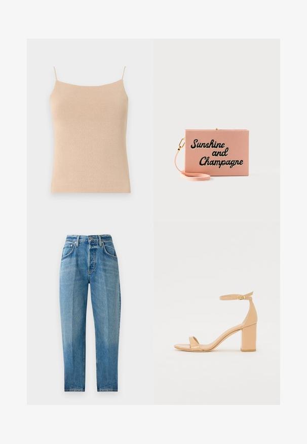Beige gebreide top met dunne bandjes, met een aansluitend ontwerp en textuurstof, ideaal voor het dragen in lagen of casual gebruik.; Lichtblauwe denim jeans, rechte pasvorm, vijf zakken, vervaagde wassing, ritssluiting met knoopsluiting en zichtbaar stiksel.; Nude patenten leren heeled sandalen met een vierkante neus, enkelbandje en een stevige blokhak. Gladde textuur en minimalistische ontwerpelementen.; Rechthoekige roze clutch met polsbandje met zwarte cursieve tekst "Sunshine and Champagne" aan de voorkant.