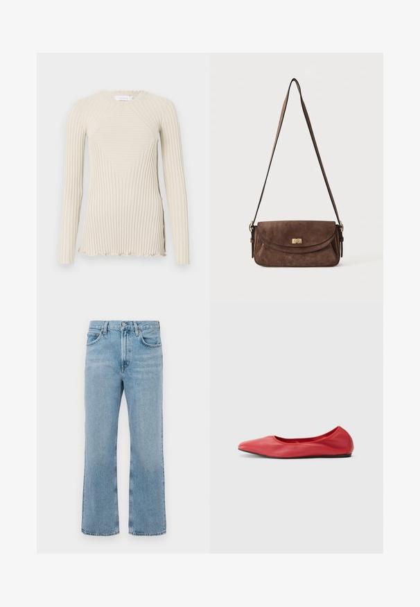 Rabanne Langarmshirt - ecru; Hellblaue Denim-Jeans mit geradem Bein, hoher Taille, sichtbaren Nähten und einem leichten Verblassungsmuster. Keine Verzierungen oder Metallteile.; Filippa K REY FLATS - Klassischer Ballerina - bright red; Braune Veloursleder-Umhängetasche mit langem verstellbarem Schulterriemen und einem goldenen Drehverschluss an der vorderen Klappe.