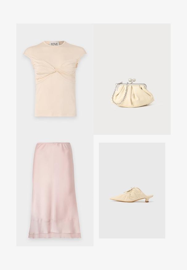 T-shirt couleur crème avec un décolleté rond, des manches courtes et un détail torsadé à l'avant. Texture lisse avec un fronce vertical sur les côtés.; Jupe midi en satin rose clair avec taille élastique et détail de ourlet superposé, présentée sur un fond blanc uni.; Chaussure en cuir couleur crème à enfiler avec un bout pointu, des détails froncés à l'avant et un petit talon carré.; Pochette en cuir beige plissé avec un cadre en métal argenté, dotée de deux fermoirs ronds décoratifs et d'une chaîne en argent.