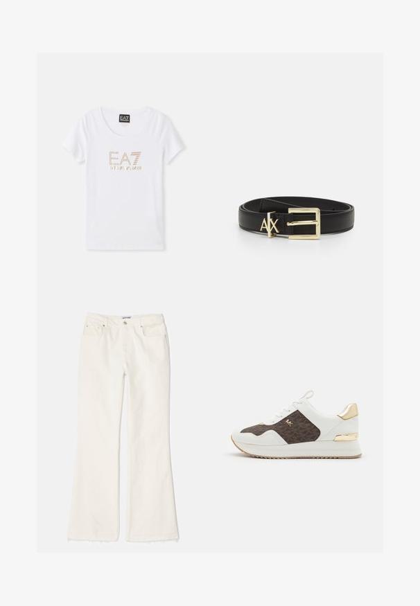Hvid bomulds T-shirt med rund halsudskæring, prydet med et logo i gyldent rhinestones "EA7 EMPORIO ARMANI" centreret på forsiden.; Hvide denim flared bukser med rå kant, med forlommer, metalknap og lynlås lukning. Glat tekstur og lige silhuet.; Hvide sneakers med brunt mønstret stofpanel, guld hardwaredetaljer, rund tå, snørebåndsdesign og tekstureret gummisål.; Sort læderbælte med en rektangulær spænde i guldfarve og præget logo. Har en glat tekstur og et klassisk bredde design.