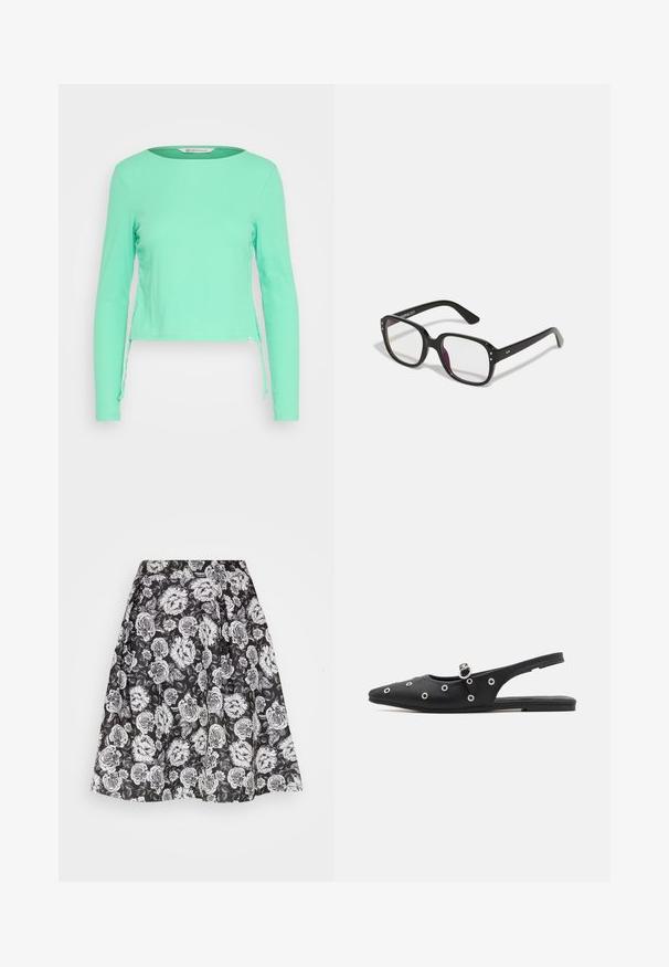 TOM TAILOR DENIM ROUCHING DETAIL - Langarmshirt - strong green; Anna Field Faltenrock - black/white; Schwarzer Slingback-Schuh mit spitz zulaufender Zehenpartie, glattem Material, silbernen Ösenakzenten und einem Schnallenriemen. Flache Sohle mit minimalem Profil.; Schwarze rechteckige Brille mit klaren Gläsern, abgerundeten Kanten und seitlichen Akzenten, mit glänzender Oberfläche des Rahmens und der Bügel.
