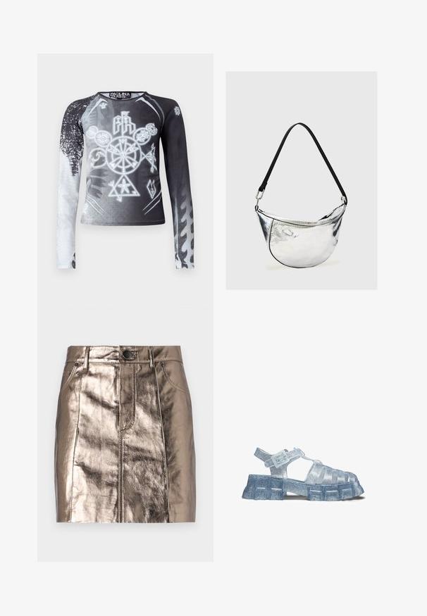 Camiseta de manga larga con un degradado en blanco y negro, que presenta símbolos gráficos en tonos de gris. Fabricada con un tejido suave y ligero.; Falda mini de denim bronce metálico con corte recto, bolsillos frontales y una cintura con cierre de botón. Textura suave y brillante.; Sandalia transparente tipo jelly con suela gruesa texturizada y correa ajustable con hebilla, con purpurina en todo el material transparente.; Bolso de hombro metálico plateado con forma de media luna, con correa negra ajustable y cierre de cremallera sobre fondo liso claro.