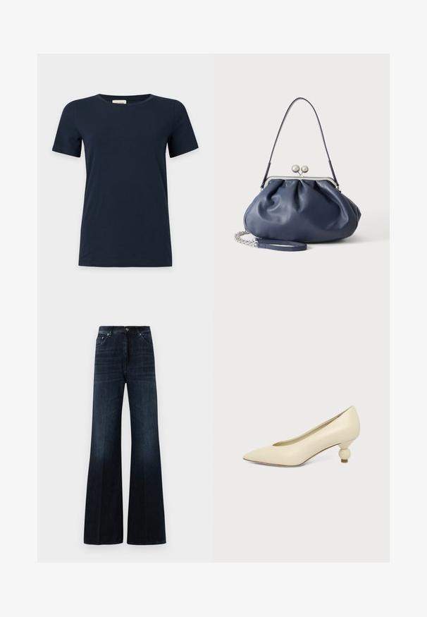 Schlichtes marineblaues T-Shirt mit kurzen Ärmeln und rundem Ausschnitt auf hellem grauem Hintergrund.; Dunkelblaue hoch taillierte weit geschnittene Jeans mit vorderen Taschen, Gürtelschlaufen und einem Knopf- und Reißverschluss.; Damenpumps in cremefarben mit spitz zulaufender Schuhspitze und niedrigem, kugelförmigem Absatz vor einfarbigem Hintergrund.; Weiche navyblaue Ledertasche mit silberner Verschlussklammer, einem einzelnen Schulterriemen und abnehmbarem Ketten-Handgelenksriemen auf weißem Hintergrund.