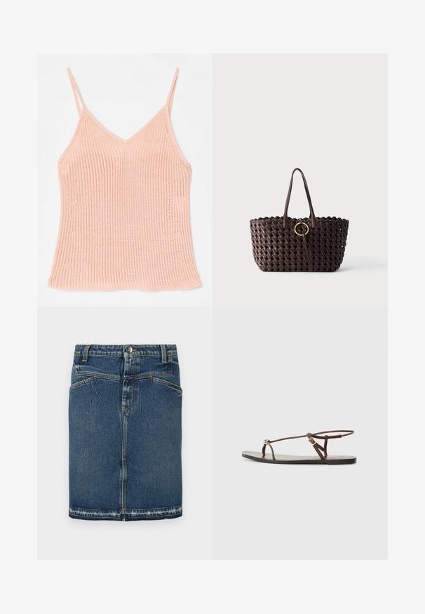 Peachfarvet strikket tanktop med tynde justerbare stropper, V-halsdesign, ribbet tekstur og lige kant.; Denimnederdel med et klassisk blåt vask, fem-lomme design og frynset kant. Lukker med en frontknap og lynlås.; Brun lædersandal med tynde remme, en gylden cirkulær detalje og en flad sål. Minimalistisk design med en justerbar spændedetalje.; Mørkebrun flettet tote taske med to håndtag og en gylden cirkulær spænde detalje i midten mod en ensfarvet baggrund.