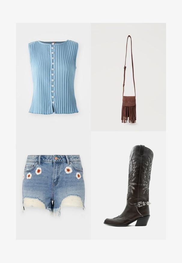 Lyseblå, ærmeløs bluse med vertikal ribbet tekstur og rund halsudskæring. Har hvide knapper ned af fronten og en let split i kanten.; Denimshorts med en frynset kant, lys blå farve, med blomsterbroderi i hvid og brun rundt om fronten. Fem-lommers design.; Sort læder cowboystøvle med dekorative udskæringer, sølvspænde og skrå hæl, vist på hvid baggrund.; Brun ruskind crossbody taske med lang rem, syet dekorativt mønster på klappen og hængende frynsetassels langs nederste kant.