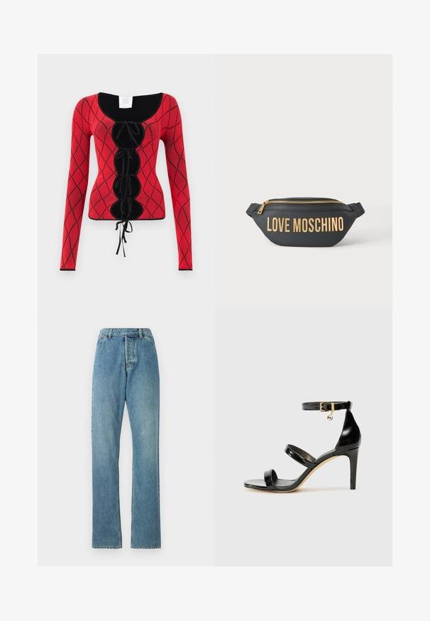 Haut à manches longues en tricot rouge avec un motif en losanges, des accents noirs, un col rond et un détail à lacets à l'avant avec des liens.; Jean en denim bleu clair avec une coupe droite, style cinq poches et taille visible. La texture est légèrement usée mais intacte.; Sandale en cuir verni noir avec trois brides, boucle de cheville et talon aiguille de 10 cm. Présente un détail en métal doré et un charm logo.; Sac banane en cuir noir avec fermeture éclair dorée et grandes lettres dorées "LOVE MOSCHINO" sur le devant.