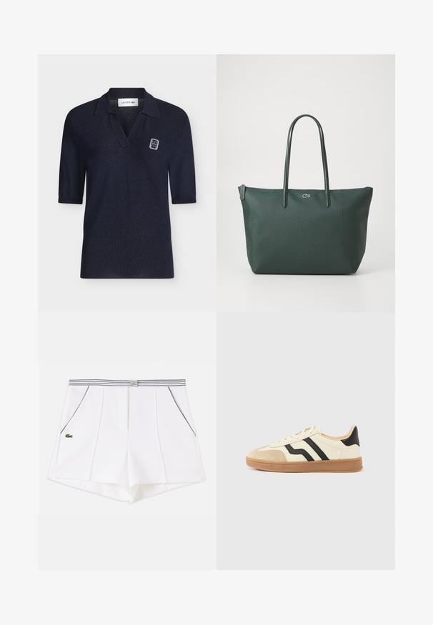 Polo bleu marine à manches courtes avec col, encolure dégagée et petit écusson blanc rectangulaire sur la poitrine gauche.; Short blanc sur mesure avec coutures verticales, ceinture rayée, poches avant avec passepoil noir et petit logo crocodile vert sur le côté gauche.; Baskets à lacets avec une tige crème ornée de rayures noires et un bout en daim, complétées par une semelle en caoutchouc marron.; Sac fourre-tout vert foncé en matériau texturé avec deux longues poignées, comportant un petit logo à l'avant et une fermeture éclair.