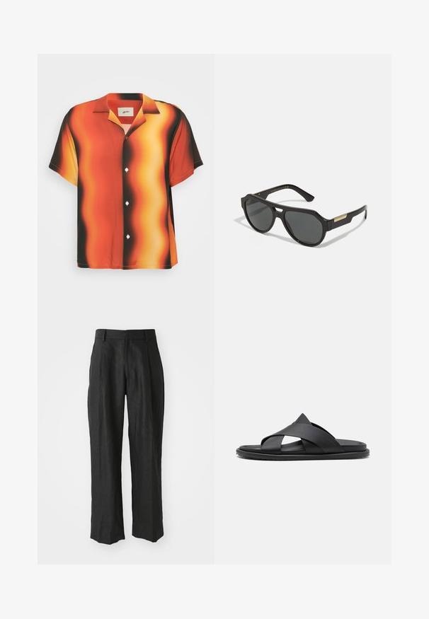 Kurzärmliges Hemd mit Knopfleiste in leuchtendem Orange und Schwarz mit wellenförmigem Muster. Hergestellt aus glattem Stoff, mit weißen Knöpfen und einem Kragen.; Schwarze Leinenhosen im gerade geschnittenen Design, mit markanten Falten an der Vorderseite und einer glatten Textur.; Stuart Weitzman BERKLEY - Pantolette flach - black; Schwarze Sonnenbrille mit einem geometrischen Rahmen, getönten Gläsern und goldenen Akzenten an den Bügeln. Glattes Kunststoffmaterial mit mattem Finish.