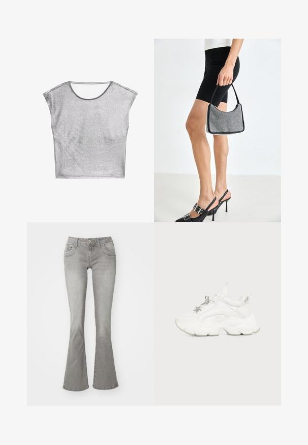 Zilveren top met korte mouwen gemaakt van een metalen, glinsterende stof. Beschikt over een brede halslijn en een losse, boxy snit. Zachte textuur en minimale naden.; Grijze flared jeans met een middelhoge taille, voorkzakken en een knoopsluiting, gemaakt van denim stof met een gladde structuur.; Witte chunky sneaker met dikke getextureerde zool, zilveren hangertjes in de vorm van een ster en vlinder aan de veters, en zilveren studs op het hielstuk.; Zwarte beaded handtas met een gebogen silhouet, draaghandvat en glanzende textuur. Draagt bij hoge zwarte hakken en strakke zwarte shorts.