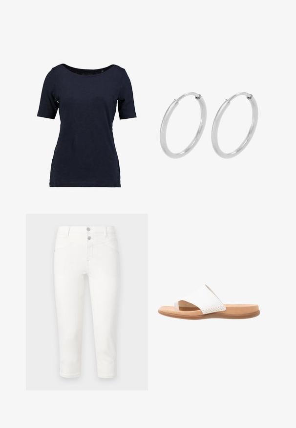 Mørkeblå kortærmet t-shirt lavet af bomuld. Har en rund halsudskæring og en afslappet pasform med sideudskæringer for bedre bevægelsesfrihed.; Hvide cropped jeans lavet af bomuldsblandingsstof. Har to forlommer, to baglommer og en glat overflade. Metalknaplukning.; Hvide slidesandaler med en struktureret læderoverdel, åben tå-design og en polstret tan sål. Har vævet detaljering på siden.; Sølv hoops øreringe, cirkulær form, glat skinnende tekstur og ensartet bredde hele vejen igennem. Minimalistisk design uden yderligere accenter.