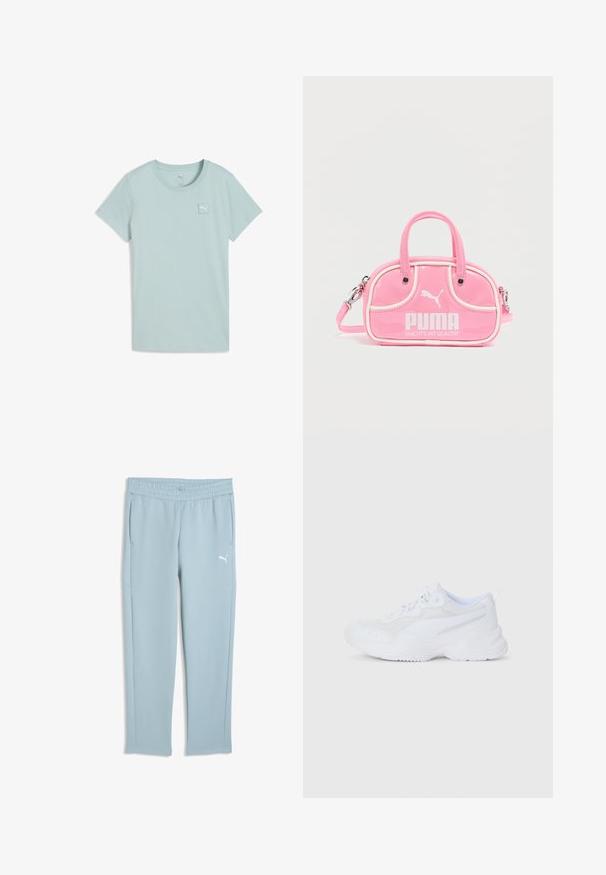 Lyseblå T-shirt med korte ærmer i blød bomuld, med et firkantet logoemblem på venstre bryst og en klassisk rund halsudskæring.; Lyseblå Puma-sweatpants med elastisk talje, sidelommer, netpaneler på siderne og hvidt Puma-logo på venstre lår.; Hvide atletiske sneakers med overdel i mesh og læder, tyk sål, snørelse og grebstrap ved hælen, vist i sidelængde på hvid baggrund.; Lyserød, glinsende håndtaske med to håndtag, hvide detaljer og en fremtrædende PUMA-logo. Har en aftagelig skulderrem og lynlås.