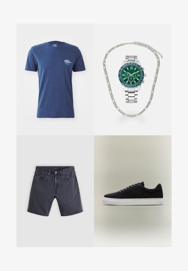 T-shirt en coton bleu marine avec manches courtes, encolure ronde et un design graphique d'une main et de texte sur la partie gauche de la poitrine.; Short en jean gris foncé jusqu'aux genoux avec des rayures verticales subtiles, bouton avant, fermeture éclair et design à cinq poches.; Baskets basses noires avec semelle en caoutchouc blanche, design à lacets et col rembourré, présentées sur un fond gris neutre.; Montre en métal argenté avec un cadran texturé vert, présentant des index horaires blancs et des sous-dials ; accessoire en chaîne entrelacé avec la montre.