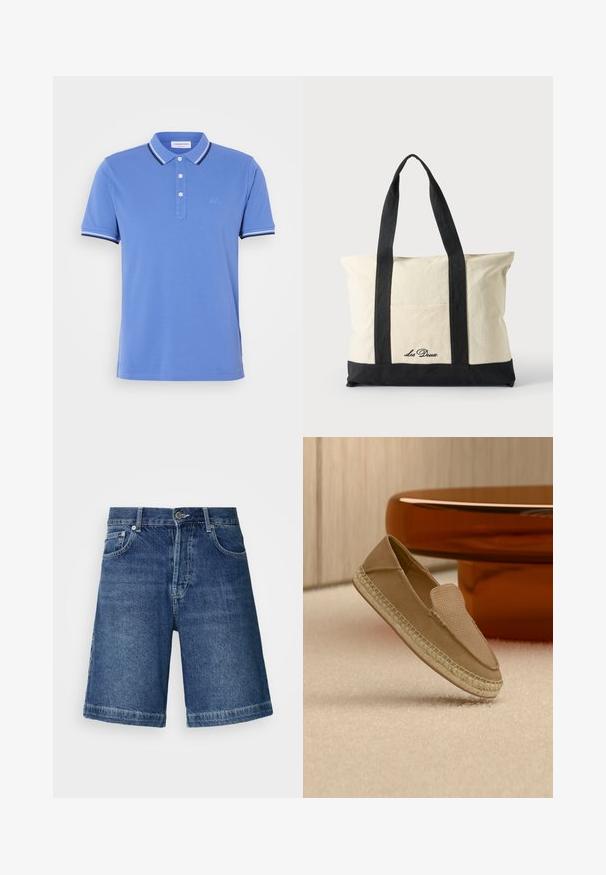 Polo azul de algodón con una abertura de tres botones, con rayas contrastantes en blanco y azul marino en el cuello y los puños de las mangas.; Pantalones cortos de mezclilla en azul oscuro, con un corte recto, diseño de cinco bolsillos y dobladillo cosido. Incluyen un botón en la parte delantera y cierre de cremallera.; Zapato beige sin cordones con parte superior texturizada y suela tejida, colocado en posición vertical sobre una alfombra clara junto a una mesa circular marrón brillante.; Bolsa de lona con asas largas negras, ribete negro en la parte inferior y bolsillo delantero con logo "Les Deux" en letra negra.