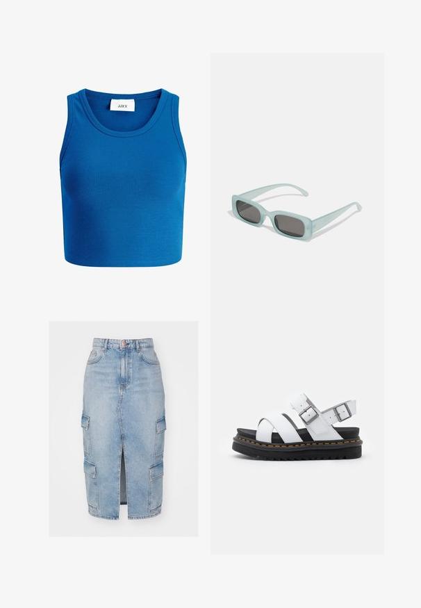 Blauwe geribde crop top met brede halslijn, zonder mouwen ontwerp, en een label met de tekst "JJXX" in het midden van de halslijn.; Lichtblauwe denim midi-rok met een voorkaatsche splitting, met utilityzakken aan de zijkanten en een gouden knoopdetail bij de taille.; Witte leren sandalen met verstelbare gespsluitingen, gelaagde zwarte plateauzool en oranje stiksel langs de rand.; Een paar rechthoekige zonnebrillen met lichtblauwe doorzichtige monturen en donkergrijze glazen, met rechte pootjes en minimale hardwaredetails.