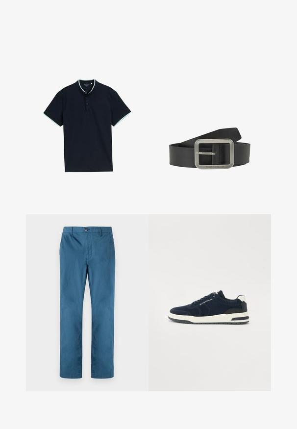 Námornícky polo tričko s textúrovou tkaninou, so stojatým golierom, tromi gombíkmi a svetlomodrými detailmi na golieri a rukávoch.; TOM TAILOR REGULAR WASHED - Nohavice chinos - real teal blue; Námornícke modré pletené tenisky s bielymi a námorníckymi akcentmi, zaoblený špička, polstrovaná podrážka a šnurovacie zapínanie. Viditeľné textúrované bočné panely.; Čierny kožený opasok s obdĺžnikovou striebornou kovovou sponou so stredným kolíkom a prešitými okrajmi. Názov značky je vyrazený na sponke.