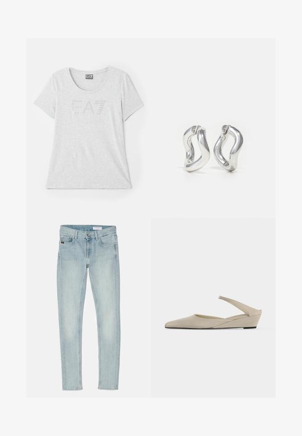 Lichtgrijs T-shirt van zachte stof, met een ronde hals en korte mouwen. De voorkant toont een subtiele EA7-logo in rhinestones.; Lichtblauwe skinny jeans van denim, met knoopsluiting, vijf zakken en subtiele vervaging op de dijen en knieën.; Beige lage sleehak slingback schoen met puntige neus en gladde matte afwerking, getoond in zijaanzicht op een witte achtergrond.; Zilveren oorbellen met een gedraaid ontwerp. Afgeronde randen en een glanzende afwerking. Open sluitingen voor gemakkelijk dragen. Soepele textuur over het geheel.