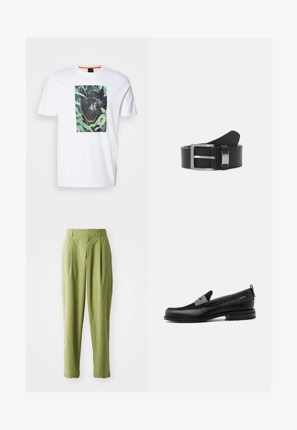 Weißes Baumwoll-T-Shirt mit einem markanten schwarzen Panther-Graphic, umgeben von grünem Laub, mit einer goldenen Kette und Branding-Details.; Hellgrüne Hose aus einem strukturierten Stoff, mit geradem Schnitt, Falten an der Vorderseite und einem normalen Bund.; Schwarzer Lederloafer mit grauem Riemendetail, niedrigem Absatz und strukturierter Sohle, seitlich mit „HUGO“ in Gold gebrandmarkt.; Schwarzer Leder Gürtel mit einer silbernen Metallschnalle im Doppelstift-Design. Glatte Textur und klassisch rechteckige Form.