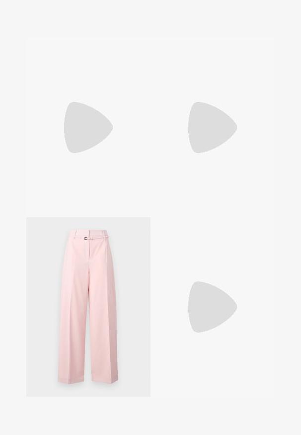 Débardeur noir côtelé avec un col rond. Présente une coupe ajustée et un accent orange au niveau du col. Logo de la marque discrètement brodé à l'avant.; Pantalon à jambes larges en rose doux, avec une taille haute, une ceinture à boucle argentée et des plis subtils pour plus de structure.; Chaussure slingback en cuir noir à bout pointu avec un talon bloc haut et une doublure intérieure beige sur un fond clair uni.; Sac à main rectangulaire de couleur crème avec une seule sangle et une fermeture éclair sur le dessus, comportant une petite plaque de logo embossé à l'avant.