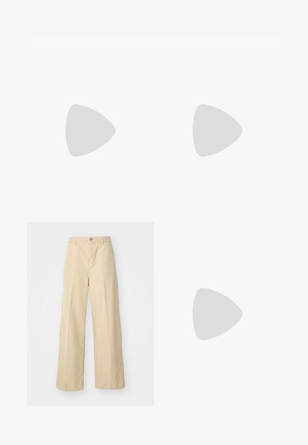 Camiseta blanca de manga corta y abullonada hecha de encaje. Cuello redondo, textura suave y un ajuste ligeramente holgado. Etiqueta de la marca visible en el interior.; Pantalones de pierna ancha beige confeccionados en algodón, con cierre frontal de botón, trabillas para cinturón y una tela texturizada.; Zapatillas deportivas de color rosa claro con superficie texturizada, detalles en blanco y suela de goma marrón. Presentan un diseño de perfil bajo y punta redonda.; Bolso de mano de piel beige con una textura suave, con un acento de cadena plateada en el asa y un cierre de cremallera. "HUGO" grabado en la parte frontal.