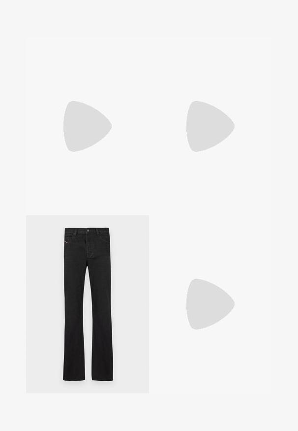 Sort t-shirt med hvid krave og ærmekanter, der har tre hvide vandrette striber på hver skulder og et lille hvidt Adidas-logo.; Sorte denimjeans med en lige pasform, der har fem lommer, en knaplukning foran og diskrete røde stikninger på venstre lomme.; Hvide sneakers med en glat læderoverdel, sorte accenter, signaturlogo på siden, rund tå og kontrasterende snørebånd.; Sorte plastik solbriller med gradientlinser. Firkantet form med afrundede kanter, prydet med sølv metalaccenter og en tekstureret inderside på stængerne.
