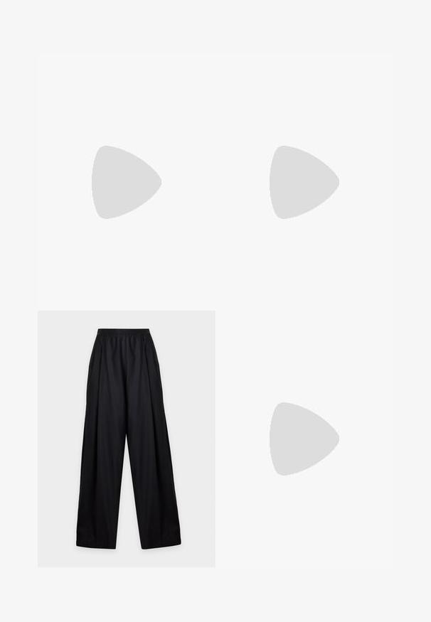 Ärmløs cremefarvet top med ribbet tekstur og rund halsudskæring. Stoffet ser blødt ud, med en tætsiddende form og ingen synlige mønstre eller accenter.; Sorte bukser med vide ben med elastisk talje og løs pasform, vist på en ensartet lys grå baggrund.; Sort læder højhælet pumpe med spids snude, guldmetalspids indgraveret med "Versace Jeans Couture," vist fra siden på hvid baggrund.; Beige designerhåndtaske med monogrammønster, dobbelte håndtag, guldlåsdetalje og aftagelig rem med guldkæde.