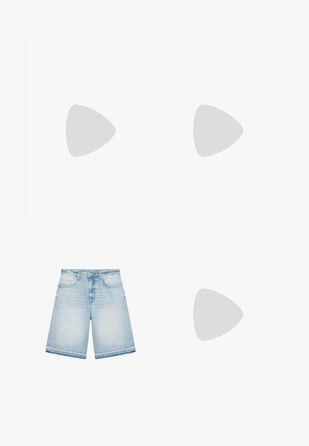 T-shirt en coton marron avec une poche poitrine ornée d'un texte brodé en bleu et blanc "SoulScape Out of office since '99". Coupe classique, manches courtes.; Short en denim bleu clair avec taille haute, bouton devant, fermeture éclair, poches devant et derrière, et ourlets effilochés.; Sneaker blanche en cuir avec des accents en daim noir ; dispose d'une semelle en caoutchouc, d'un bout rond et d'un design classique à lacets. Logo latéral en noir.; Lunettes de soleil Ray-Ban avec des verres verts, monture en plastique noir et accents dorés sur les bords. Forme carrée avec une finition mate.