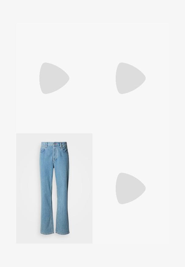 Kortærmet cremet t-shirt lavet af bomuld. Har et grønt "Brooklyn Fruits"-grafik med en kurv fyldt med grøntsager og et lille lastbildesign.; Lyseblå denim flare jeans med høj talje, lodrette striber og fem-lomme-design med knaplukning foran.; Grønne svineder sko med hvide accenter og grønne snørebånd. Gummisål, rund tå og tan detaljer på hælen. Båret med fløjl bukser.; Rektangulære solbriller med skildpadde-mønster og gradientbrune linser, hvilende på en lys overflade.