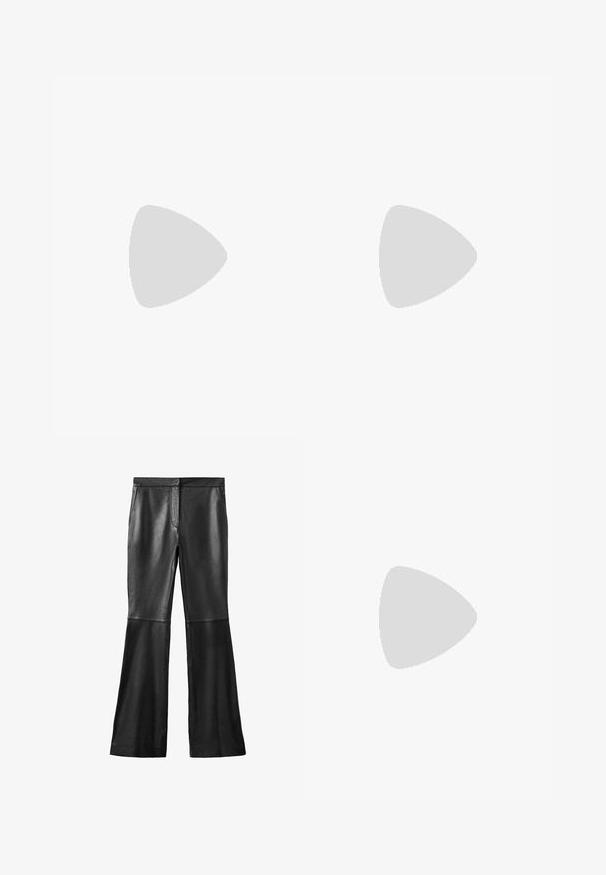 Haut noir à manches longues avec col montant ; orné d'un bord en plumes texturé aux poignets ; fabriqué en tissu doux et extensible.; Pantalons évasés en cuir noir avec une texture lisse, dotés de poches avant et de détails en panneau. Le tissu semble doux et flexible.; Ballerines noires avec une tige texturée et un design à lacets. Accents argentés remarquables et semelle en caoutchouc souple pour plus de flexibilité.; Lunettes de soleil ovales noires avec des verres teintés bleus et des branches épaisses posées sur une surface blanche.