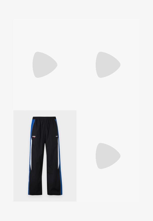 Polo de color gris oscuro con cuello blanco, logo bordado en el pecho y mangas raglán cortas. Fabricado en material suave.; Pantalones deportivos negros con franjas laterales azules y blancas, cinturilla elástica y pequeños logotipos "moto" y "bare" en blanco y rojo en la parte delantera.; Zapatillas deportivas negras con acentos de malla y goma. Combinadas con jeans de pierna ancha de color gris claro y una blusa de cuadros verdes. Fondo de superficie plana.; Gafas de sol negras con un marco curvado y lentes oscuros. Presentan un acabado mate y el nombre de la marca "ARNETTE" en el lateral.