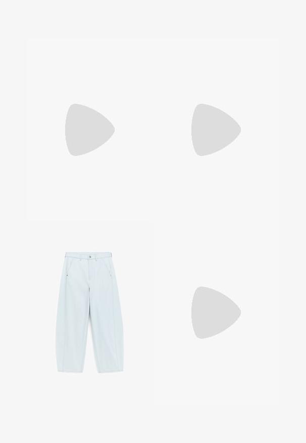Débardeur côtelé bleu avec bordure jaune autour de l'encolure et des emmanchures, comportant une petite étiquette de marque à l'intérieur du col.; Pantalon bleu clair à taille haute, jambes larges, avec poches avant, passants de ceinture et fermeture à bouton.; Baskets en cuir gris clair au design épuré, avec des détails cousus, des lacets noirs et un accent de talon foncé. Semelle en caoutchouc.; Sac à dos en denim bleu clair de forme arrondie, avec une bandoulière ajustable et un subtil détail de couture le long du bas. Texture douce.