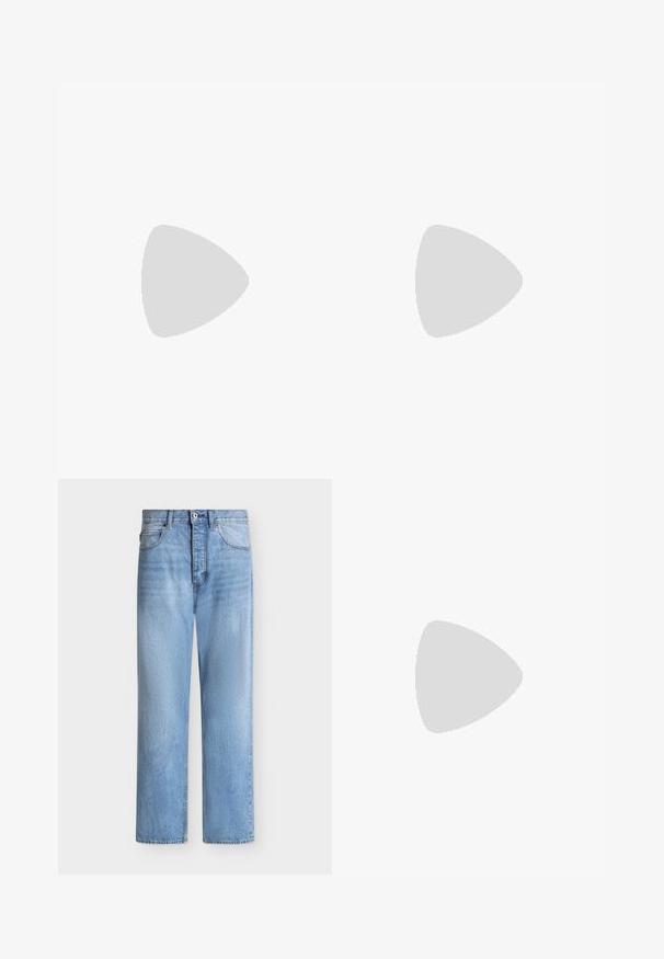 Polo gris à manches courtes avec col et trois boutons, arborant un petit logo "HUGO" sur la poitrine gauche.; Jean droit en denim bleu clair avec fermeture par bouton et zip, poches avant et arrière, et passants de ceinture à la taille.; Mocassin homme en cuir noir avec couture moc toe, bride penny, col texturé et petit talon empilé sur fond blanc.; Sac bandoulière noir compact avec poche avant zippée, logo BOSS argenté, et design minimaliste et lisse sur fond blanc uni.