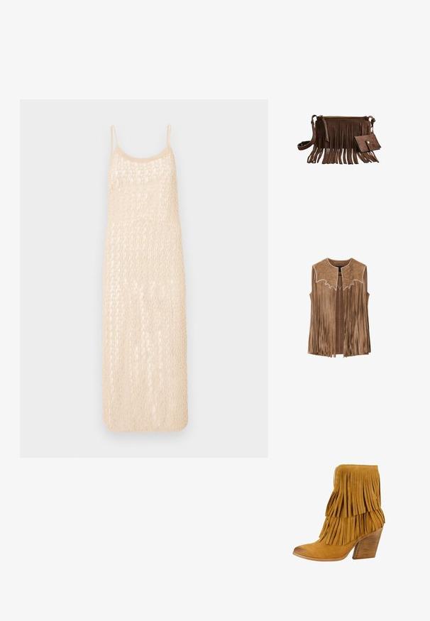 Bruine suède mouwloze vest met lange franjes en ster-gegraveerd bloemmotief langs het juk, open voorkant ontwerp.; Gebreid jurkje in een lichtbeige kleur, met spaghettibandjes en een opengewerkt haakpatroon. Halflang met een losse pasvorm.; Felmini Lage laarzen - sand; Bruine suède crossbodytas met lange franjes en een bijpassende kleine portemonnee, beide met goudkleurige hardware.