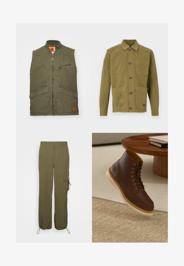 Olivgrünes ärmelloses Weste mit hohem Kragen, Frontreißverschluss, einer Brusttasche mit Reißverschluss und zwei großen Fronttaschen.; Olivgrüne Canvas-Jacke mit Kragen, zwei Fronttaschen und Knopfverschluss. Strukturierter Stoff mit sichtbaren Nahtdetails.; Olivgrüne Cargo-Hosen aus leichtem Material. Zu den Merkmalen gehören ein Knopfverschluss, Seitentaschen und verstellbare Bündchen mit Kordelzügen.; Braune Leder-Ankle-Boots mit beiger Sohle auf einem strukturierten beigen Teppich neben einem runden Holztisch mit gestapelten Büchern.