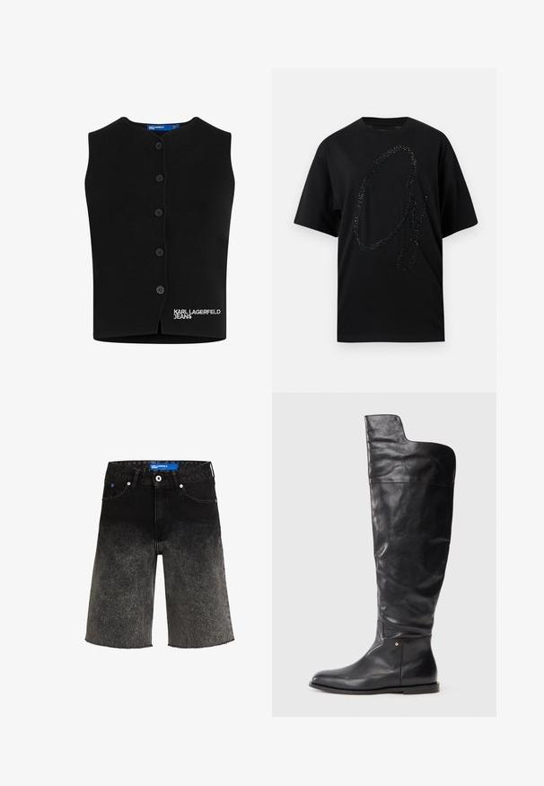 Schwarze Strickweste mit rundem Ausschnitt, sechs Knopfverschlüssen und "KARL LAGERFELD JEANS" in Weiß auf der linken unteren Seite gestickt.; Schwarzes T-Shirt aus Baumwolle mit einem großen, funkelnden schwarzen Glitzergrafik in Form eines stilisierten "G". Kurzärmlig, lockere Passform.; Schwarze Denim-Shorts mit einem Farbverlauf von dunkel zu hell. Mit einem ausgefransten Saum, zwei vorderen Taschen und einem blauen Markenlabel am Bund.; Schwarze Lederstiefel bis zum Knie mit flacher Sohle und leicht breiterem oberen Teil, der auf der Außenseite asymmetrisch geschnitten ist.