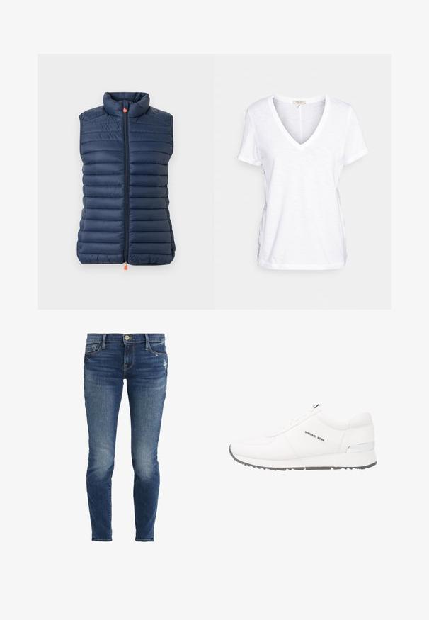 Marineblauwe gewatteerde mouwloze puffer vest met hoge kraag en vooraan een rits, uitgerust met oranje trekknoppen.; Wit T-shirt met korte mouwen, V-hals en een losse pasvorm op een lichte achtergrond.; Skinny jeans in donkerblauwe denim met vervaagde plekken en lichte slijtage. Bevat een klassieke vijf-pocketontwerp en knoopsluiting aan de voorkant.; Witte leren sneaker met een gladde textuur, grijze rubberen zool, zeven vetergaatjes en een zilveren accent op de hiel. Logo weergegeven aan de zijkant.