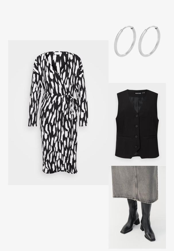 Sort ærmeløs vest med knapper og V-formet krave, to forlommer med kant og en glat inderforing, mærket "PIECES".; VILA VILAYA ILA MID CALF DRESS - Jerseykjole - black; Sorte knæhøje støvler i glat læder med firkantet tå og blokeret hæl. Båret med en grå denimnederdel med flosset kant.; Sølv hoops øreringe, cirkulær form, glat skinnende tekstur og ensartet bredde hele vejen igennem. Minimalistisk design uden yderligere accenter.