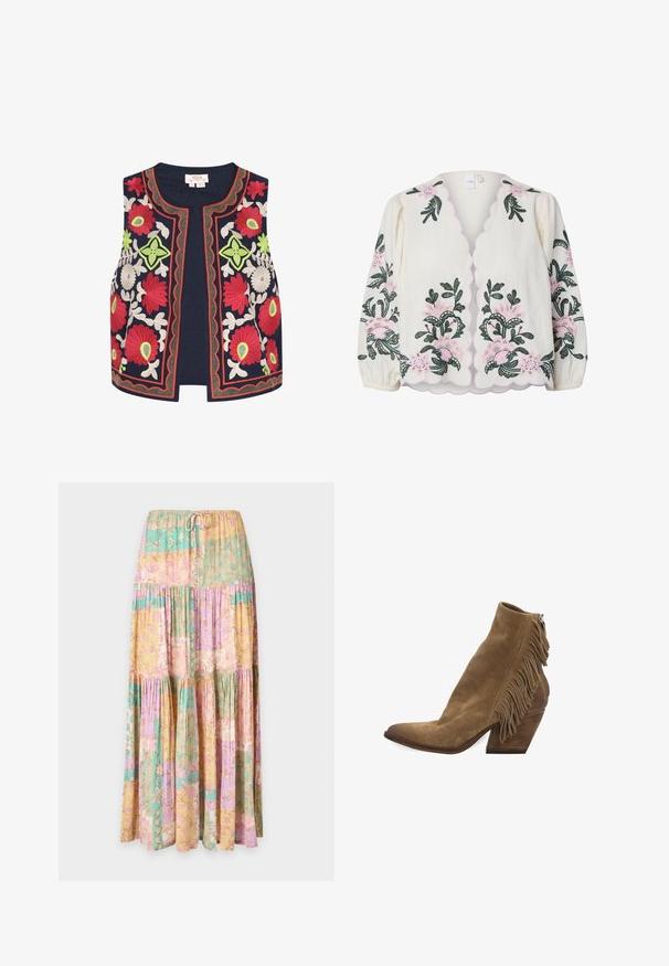 Marine geborduurde vest met kleurrijke bloemenmotieven in rood, groen en wit, met decoratieve golvende randen en een open voorkantontwerp.; Crèmekleurige blouse met lange mouwen, golvende randen en roze en groene bloemenborduursels voor en op de mouwen.; Lange gelaagde rok met trekkoord in de taille, met pastelblokken in geel, roze, paars en groen met een bloemmotief.; Tan suède enkellaars met gestapelde blokhak en franjes langs de achternaad en ritssluiting.