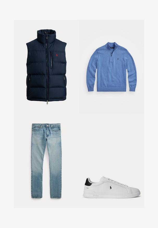 Marineblauwe pufferbodywarmer met hoge kraag, volledige ritssluiting aan de voorkant, ritssluiting op de borstzak, twee ritsen op de zijzakken en een klein rood logo op de borst.; Lichtblauwe, gebreide pullover met een hoge kraag, kwart-rits, ribgebreide manchetten en zoom, voorzien van een klein logo op de linkerkant van de borst.; Lichtblauwe rechte spijkerbroek met vijf zakken, knoopsluiting en subtiele vervaagde details rond de dijen en knieën.; Witte lage sneaker met zwarte hieltab, veters en Polo Ralph Lauren-logo aan de zijkant, met gegraveerde zooldetails.