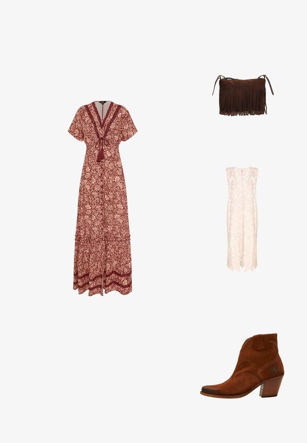 Strikket vest i lys beige med et blonde mønster, der har en løs silhuet, dyb udskæring og en bølget kant for et luftigt udseende.; Maxikjole med korte ærmer, dyb V-udskæring, bordeaux blomsterprint på beige, taljeret med kvastbånd og lagdelt kant med blondekant.; Brune ruskinds ankelsko med spids tå, dekorativ syning og stablet hæl. Har en sideklap for nem påtagning.; Brun ruskind skuldertaske med lange frynser og justerbare remme, lynlås lukning langs øverste kant.