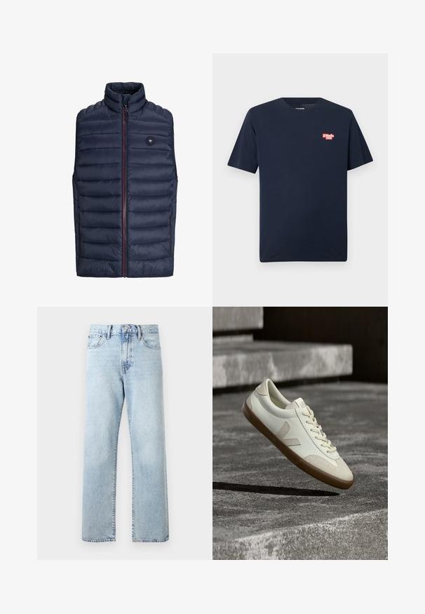 Mørkeblå puffer-vest med høj krave, lynlås lukning og røde detaljer. Har vandret quiltet mønster og sidelommer. Letvægtsmateriale.; Marineblå T-shirt med korte ærmer, rund hals og lille rød og hvid "JJ Studio 1990" tekstlogo på venstre bryst.; Lyseblå jeans med høj talje og lige ben, med forlommer, knaplukning og bæltestropper på en ensfarvet baggrund.; Hvide læder sneakers med tanfarvet gummisål, flade snørebånd og V-formet detalje på siden. Har en glat overflade og minimale syninger.