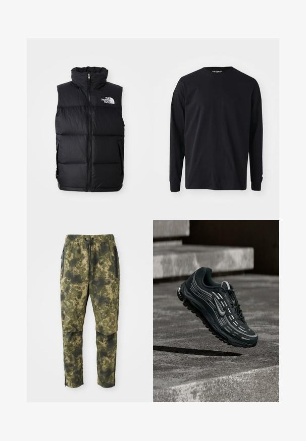 Schwarze Steppweste mit hohem Kragen, Frontreißverschluss und The North Face-Logo. Verfügt über eine gesteppte Textur und seitliche Taschen.; Schwarzes Langarm-T-Shirt aus Baumwolle mit rundem Halsausschnitt und geradem Schnitt, mit einem kleinen Logodetail am Ärmel.; Tarnhosen in verschiedenen Grüntönen mit einem digitalen Muster. Sie verfügen über einen elastischen Bund, einen Kordelzug und seitliche, mit Reißverschluss ausgestattete Taschen.; Schwarzer und grauer Nike Air Max Sneaker, der über graue Betonstufen mit strukturiertem Bodenhintergrund schwebt.