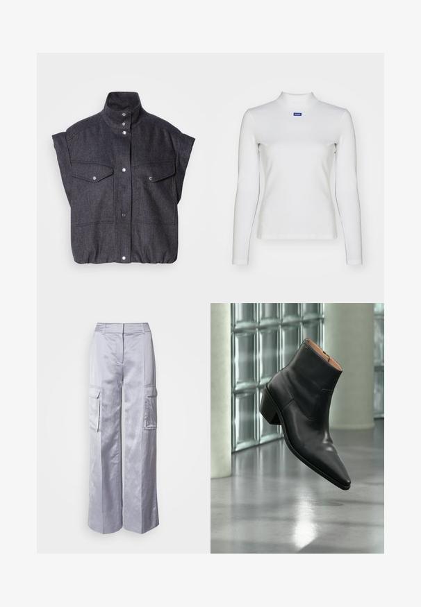 Donkergrijze, kortwaardige jas van gestructureerde stof, met drukknoopsluiting en twee voorzakken met kleppen. Hoog ontwerp van de kraag.; Witte lange mouw turtleneck top van rekbare stof, met een strakke pasvorm en een klein blauw logo op de borst.; Lichtgrijze wijde cargobroek van gladde stof, met zijzakken, een getailleerde tailleband en geen zichtbare sluitingen of ritsen.; Zwarte leren enkellaars met een spitse neus en blokhak die zweeft boven een reflecterende grijze vloer nabij een glazen blokmuur.