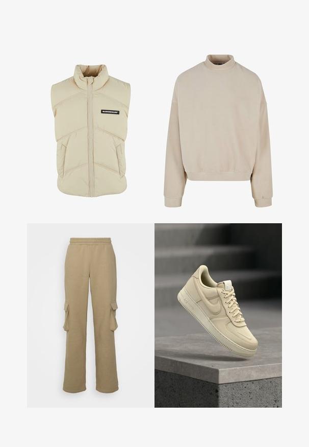 Beige polstret vest med høj krave, frontlynlås, skrå syninger og et sort logo-patch på venstre bryst. Blød, quiltet tekstur.; Beige fleece sweatshirt med høj hals, løs pasform, drop-skulder og ribbede manchetter. Blød tekstur og simpelt design uden mønstre.; Sean John SCRIPT LOGO PEACHED SLIT - Cargobukser - beige; Beige Nike Air Force 1 sneaker, der svæver over en grå betonafdækning med en sløret trapp baggrund.