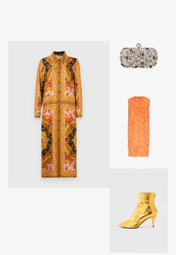 Oranje nepbont vest met een colless ontwerp, voorzien van een gemêleerd, golvend patroon en een sluiting met knopen aan de voorkant. Lichtgewicht en mouwloos.; Lange blousejurk met een oranje-roze bloemenpatroon, voorzien van een kraag, lange mouwen en contrasterende zwarte accenten.; Gouden enkellaarsje met een glanzende, gekreukte textuur, puntige neus en een slanke hak. Enkellang ontwerp met een ritssluiting aan de achterkant.; Rechthoekige beige clutch versierd met meerkleurige edelstenen in groen, roze, paars, wit en goud, met een gouden parelsluiting bovenaan.