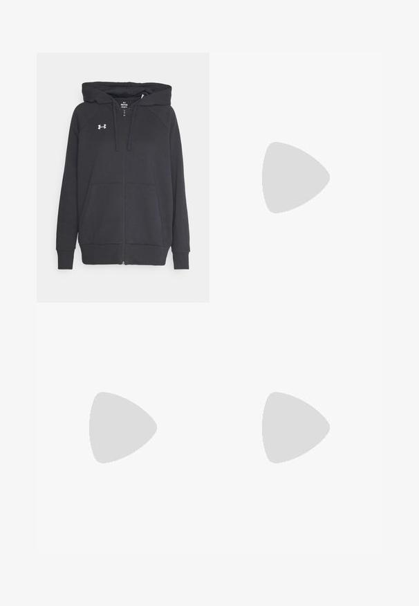 Must must hindja kapuutsiga must kapuuts, mis on valmistatud pehmest kangast, ees on tasku, reguleeritav nööriga kapuuts ja rinnal väike valge logo.; Valge lühikeste varrukatega t-särk, millel on tekstureeritud lillemuster, ümmargune kaelus ja lõdvestunud lõige. Valmistatud pehmest ja kergest kangast.; Mustad musta värvi sportlikud lühikesed püksid, millel on sile tekstuur, lai elastne vöökoht ja kaarjad õmblusdetailid. Valmistatud venivast, niiskust hülgavast kangast.; Valge sportlik tennis, millel on tekstureeritud võrkkangas ülemine osa ja nööbilukusüsteem, millel on pehme valge tall ning delikaatsed ribalised aksendid.