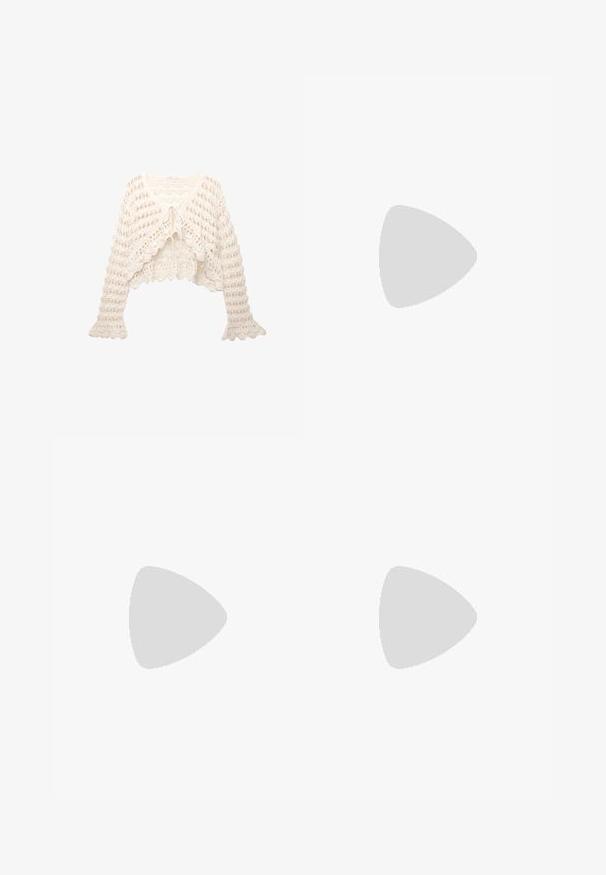 Krochettikardigan i off-white. Den har en kort design, utsvingte ermer og en knyting foran med et åpent strikkemønster.; Kolme hihattomaa paitaa sinisessä, mustassa ja valkoisessa. Kangas on ribattu ja kaula-aukko on pyöreä. Jokaisessa paidassa on "even&odd"-tunnus.; Tummansinisiä slim-fit farkkuja etupainikkeella ja taskuilla, esiteltynä edestä valkoista taustaa vastaan.; Marron nahka polven ylle ulottuvat saappaat, joissa on pyöreä kärki, teksturoitu pinta, nilkkahihna ja hopeiset yksityiskohdat; kasattu korko.; Käsiveski, mis on kaunistatud elavate värvidega: roosa, oranž, sinine ja pruun. Tekstuuriga pind ümmarguste helmed ja orgaanilised kujundid, vastupidavad käepidemed.